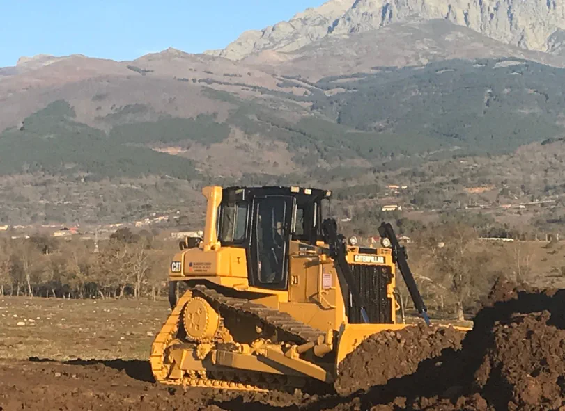 Maquinaria obras públicas, obra civil urbanización canalizaciones transportes desbroces