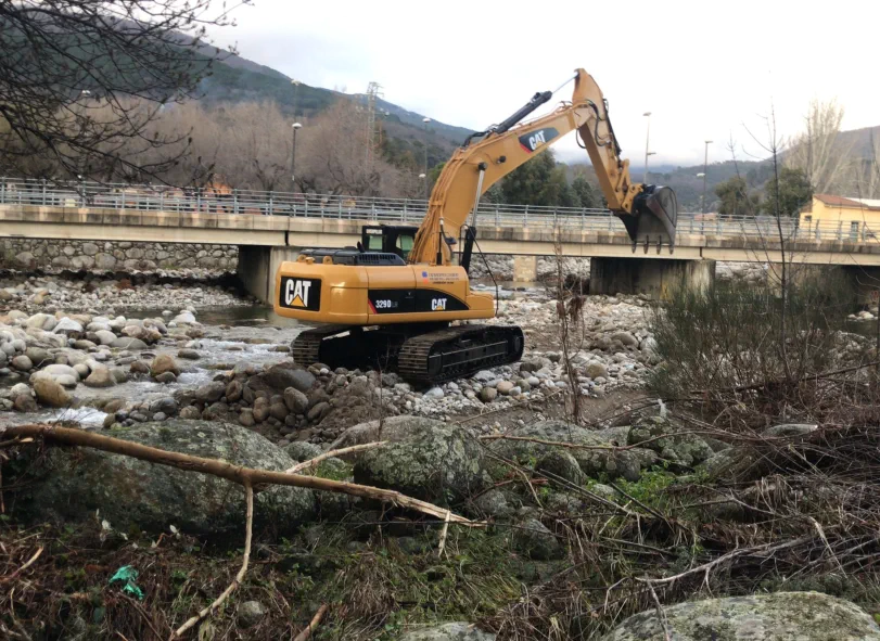 Excavaciones y Movimiento de Tierras Cuadrao Valle del Tiétar Gredos